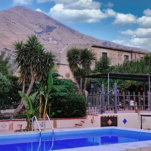 Fondaco Di Scillato Hébergement de vacances